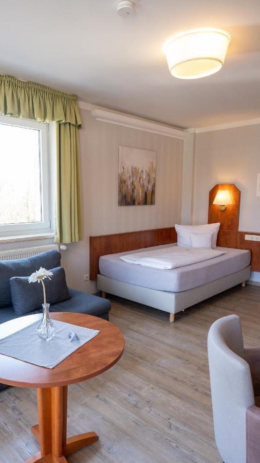 Hotel Am Uenglinger Tor ชเตนดัล ภายนอก รูปภาพ